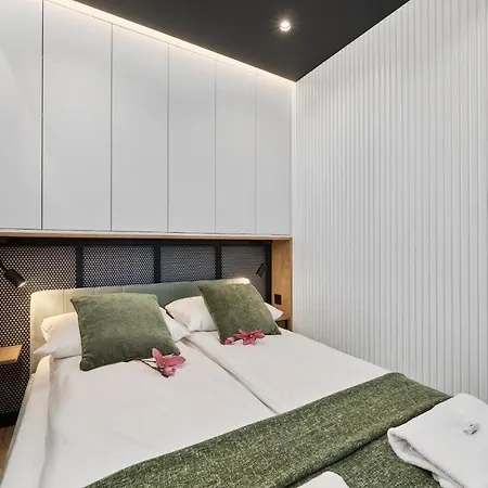 Lux Browary Wrocławskie By Renters *